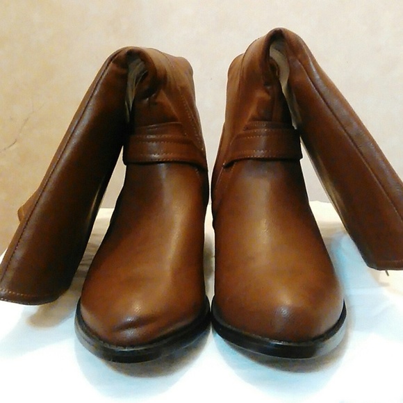 Avenue Shoes - Mid Calf Stud Detail Boot